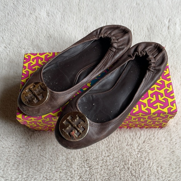 Tory Burch | Brown Leather ‘Reva’ Ballet Flats | 8.5 - Picture 2 of 15